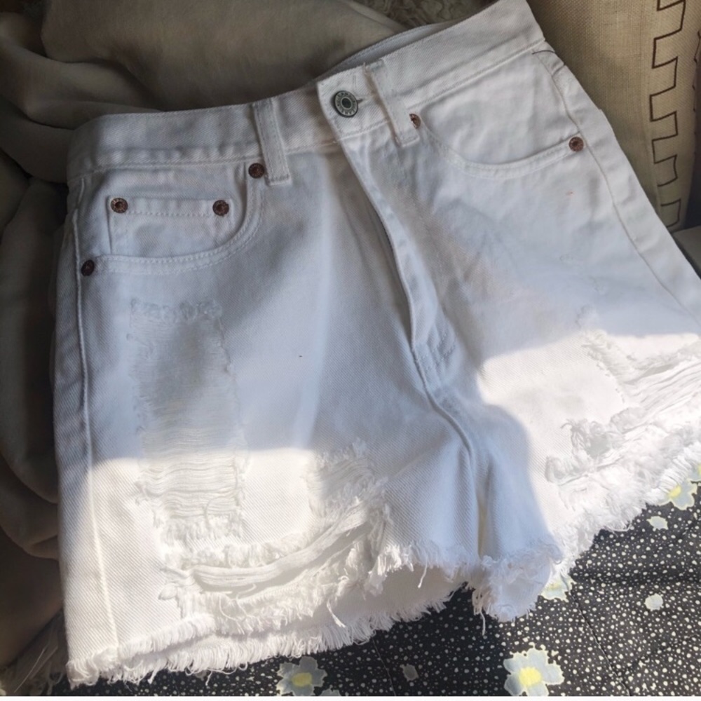 Brand new white denim shorts!